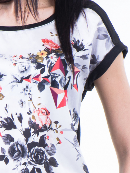  Дамска блуза с флорални мотиви XINT 807 - черна D