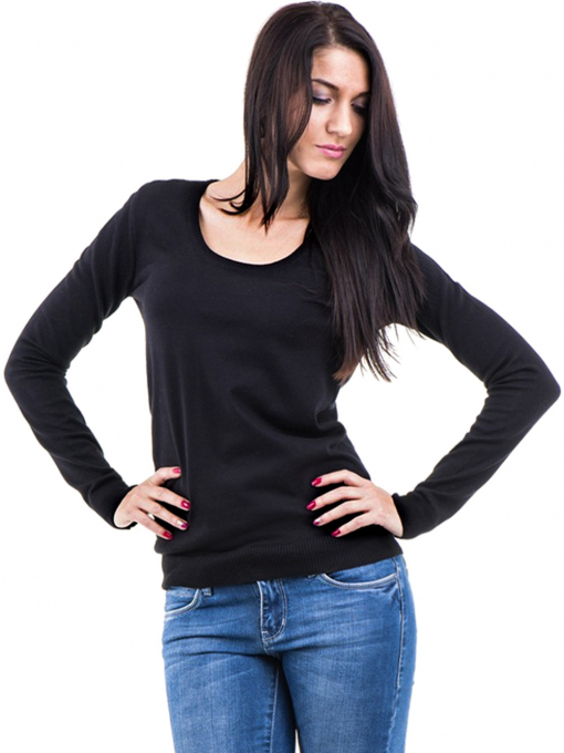 Дамска блуза с овално деколте XINT 462 - черна 