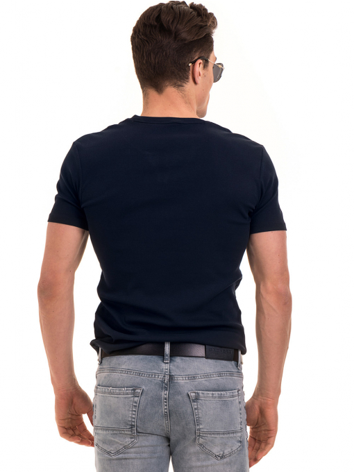 Мъжка вталена тениска с V-образно деколте XINT 082 - тъмно синя B