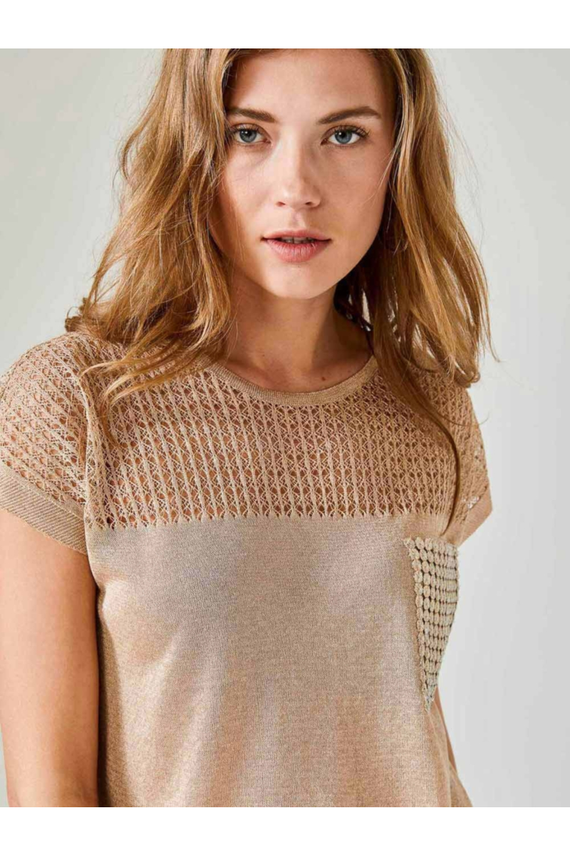Тъмнобежова елегантна дамска блуза с лек златист ефект 850412 INDIGO Fashion