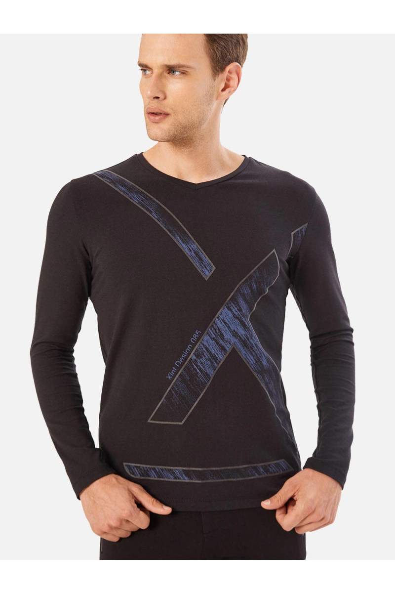 Черна мъжка блуза с щампа на геометрични мотиви 501325 INDIGO Fashion