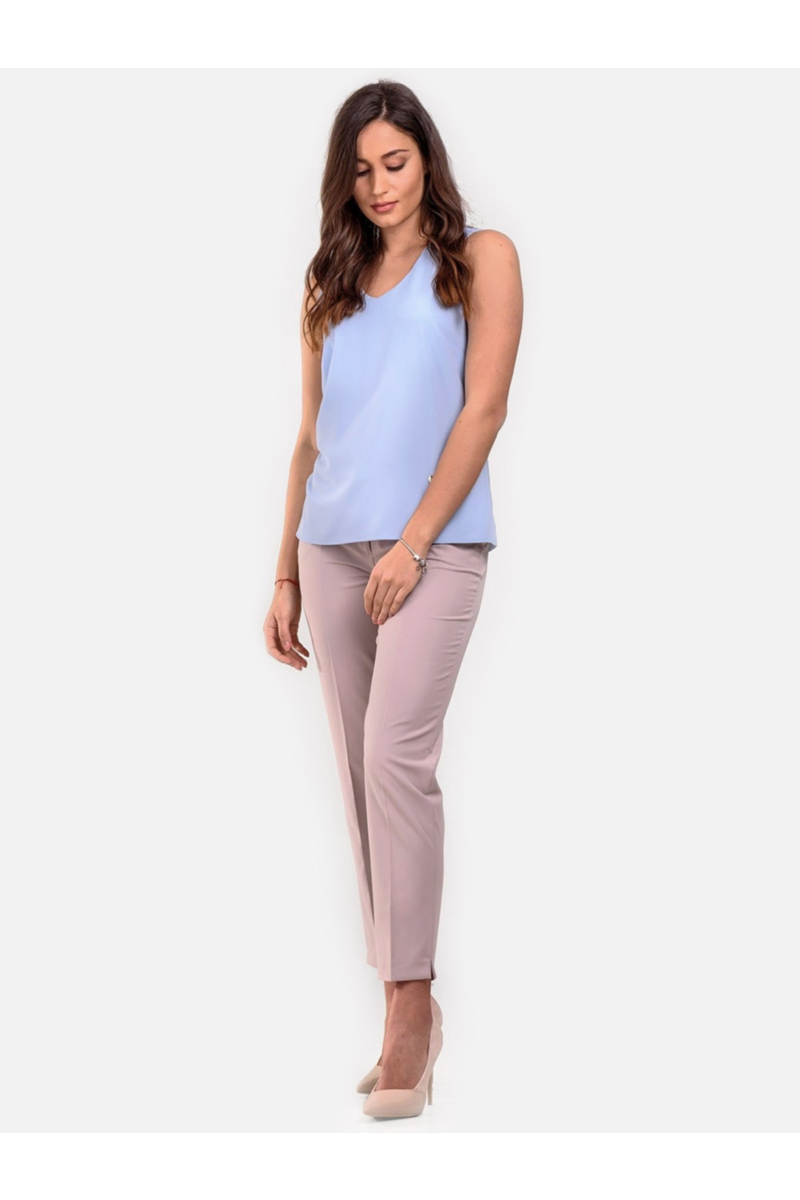 Светлосин елегантен дамски топ с v-образно деколте 2328 INDIGO Fashion
