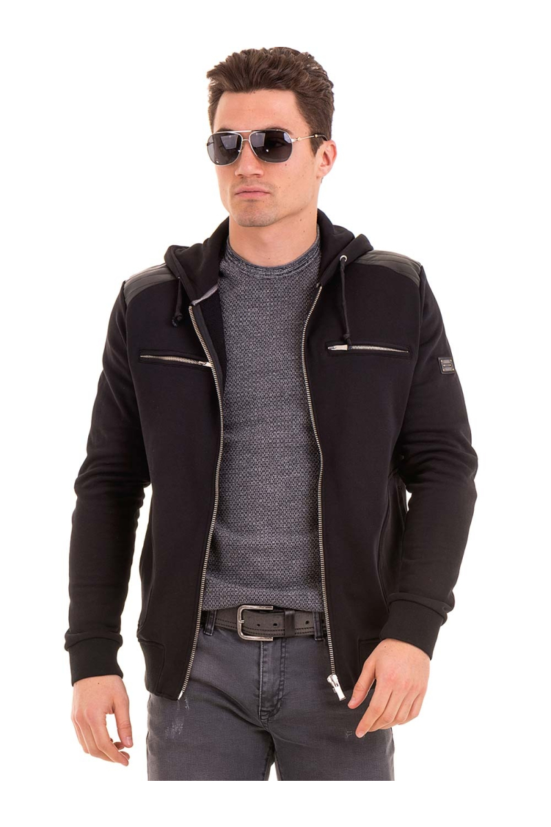 Мъжки спортен суитчър с качулка XINT 078 - черен 