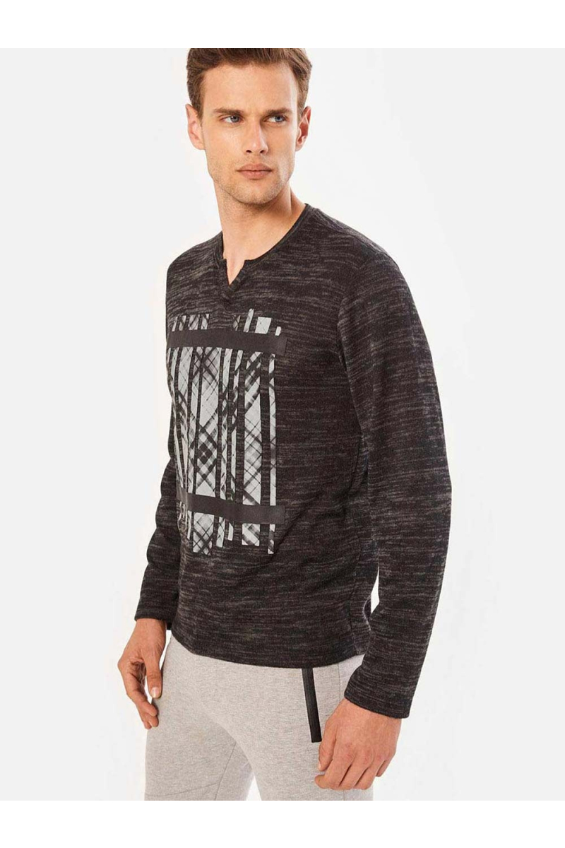 Мъжка блуза с ефектна предна част - черен цвят 501323 INDIGO Fashion