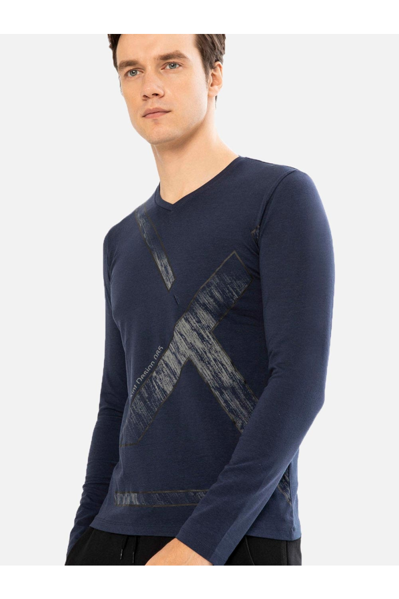 Тъмносиня мъжка блуза с щампа на геометрични мотиви 501325 INDIGO Fashion