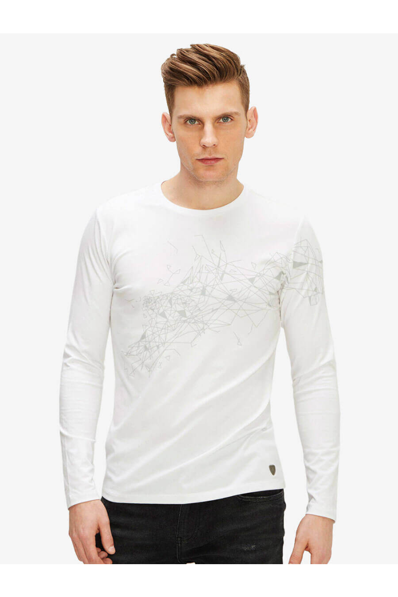 Бяла мъжка блуза с фигурални мотиви 501546 INDIGO Fashion