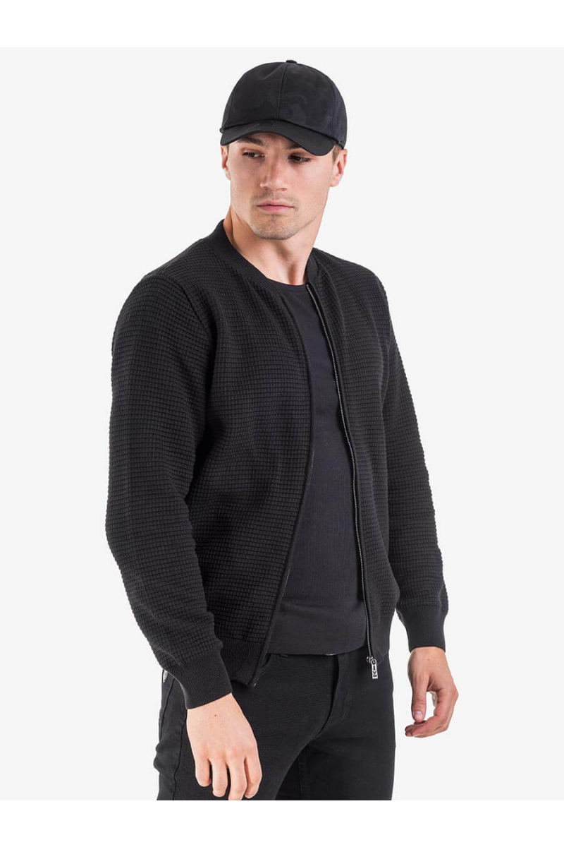 Черна шапка с ушанки 10905 INDIGO  Fashion