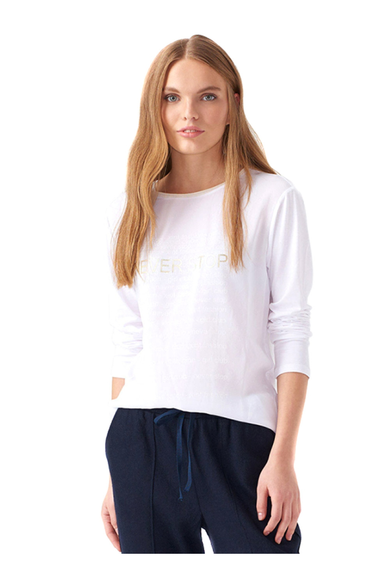 Дамска блуза с надпис XINT 146 - бяла 